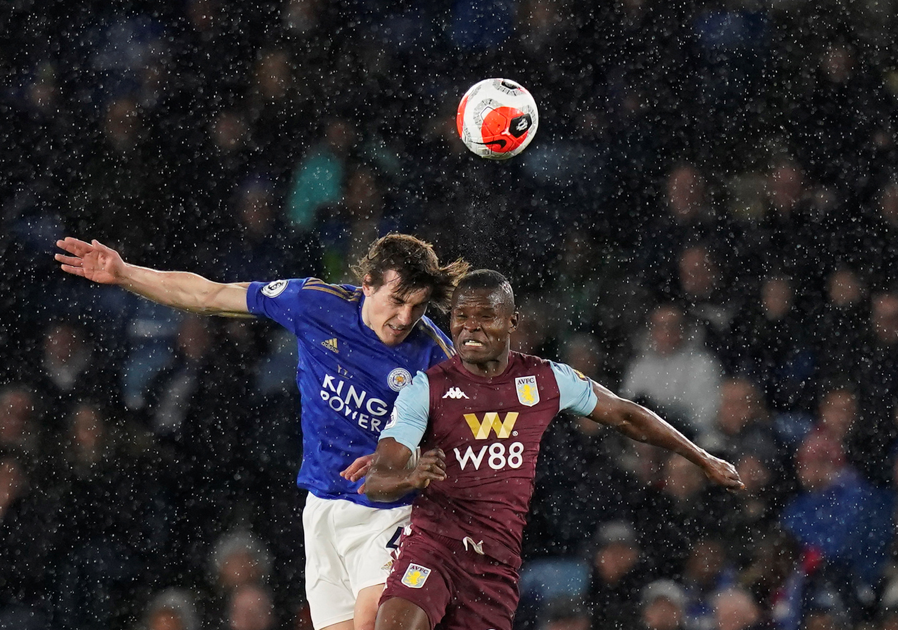 教练把他视 教练把他视